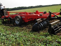 Дисколаповый агрегат TINEMASTER. Жесткая рама - Ширина захвата от 3,6 до 4,6 м / Диски Ø 660 и Ø 710 мм