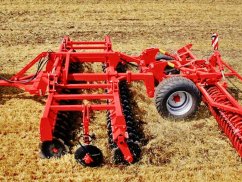 Короткая дисковая борона прицепной DISKATOR 610 - Ширина захвата 3,0 - 6,0 м / Жесткая или гидр.складываемая рама. Диаметр диска Ø 610 мм