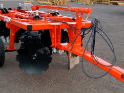 Легкая дисковая борона APLXD-TL - Прицепная дисковая борона / X-образная. Ширина захвата от 2,6 до 4,2 м / Диски Ø 560 или Ø 610 мм