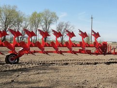 Плуг ATLANT - Полунавесной оборотный плуг ATLANT / Общая ширина от 270 до 405 см. Механически регулируемая ширина захвата 1-го корпуса