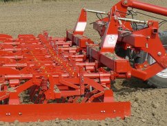 Предпосевной культиватор TurboCombinator G 1000 - Гидравлически складываемый / Ширина захвата 10,0 м. Универсальная рама-сцепка G