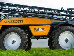 Самоходный опрыскиватель Mazzotti MAF 4240/5240 - Самоходный опрыскиватель / 4600 и 5300 литров Штанга от 24 до 36 м