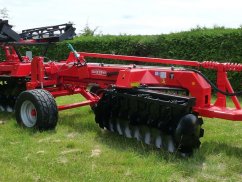 Тяжелая дисковая борона SOL-X - Тяжелая дисковая борона / X-образная. Шасси посередине
